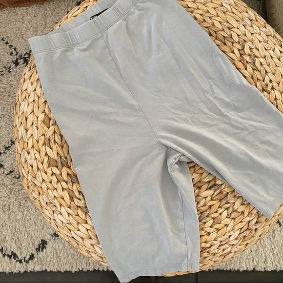 Zara light grey high waisted bike shorts - small - Picture 2 of 3